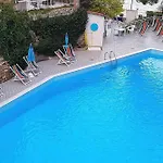 C22 Beachfront - Bath, Pool, Private Beach, Parking Free * Marina dʼAndora